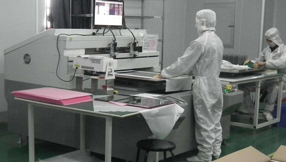 玻璃切割乐动官方端网站登录入口-乐动（中国）
操作者应熟悉设备的性能和结构